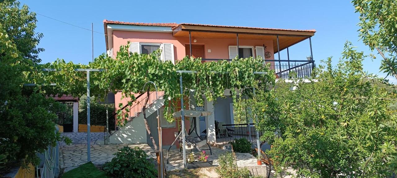 הוילה פרבזה House In Zaloggo מראה חיצוני תמונה