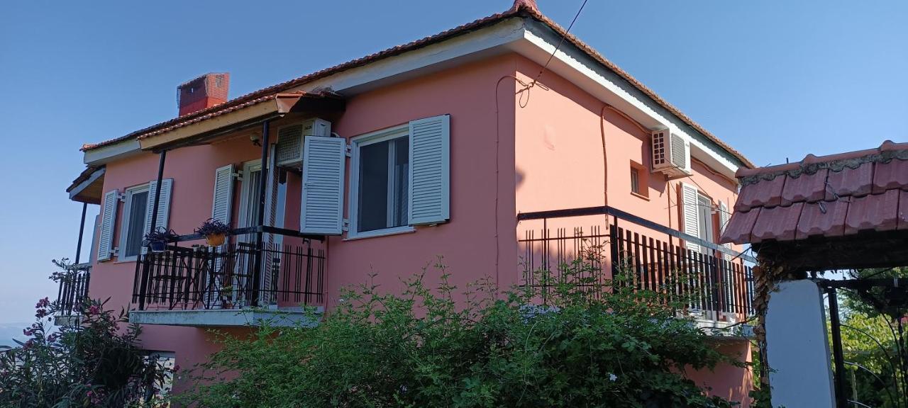 הוילה פרבזה House In Zaloggo מראה חיצוני תמונה
